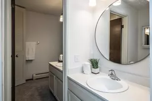 10301 Cedar Lake Rd, Minnetonka, MN 55305 - Photo 15