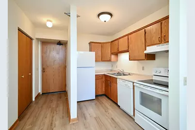 157 W 3rd Street, Winona, MN 55987 - Photo 11