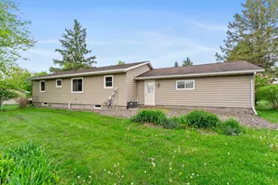 211 Cityview Dr, Barron, WI 54812 - Photo 7