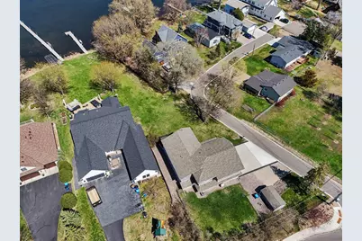 100 Peninsula Road, Medicine Lake, MN 55441 - Photo 51