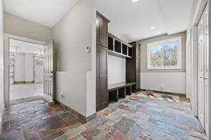100 Peninsula Rd, Medicine Lake, MN 55441 - Photo 21