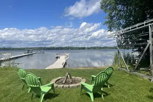 100 Peninsula Rd, Medicine Lake, MN 55441 - Photo 3