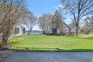 100 Peninsula Rd, Medicine Lake, MN 55441 - Photo 45