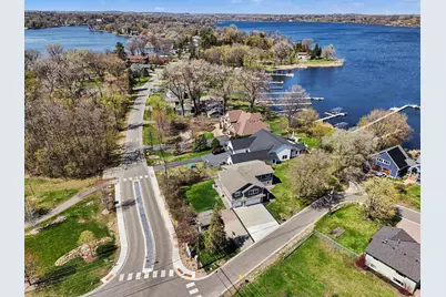 100 Peninsula Road, Medicine Lake, MN 55441 - Photo 53