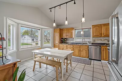 12120 87th Avenue N, Maple Grove, MN 55369 - Photo 7