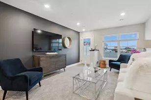 5327 Long Pointe Pass, Woodbury, MN 55129 - Photo 5