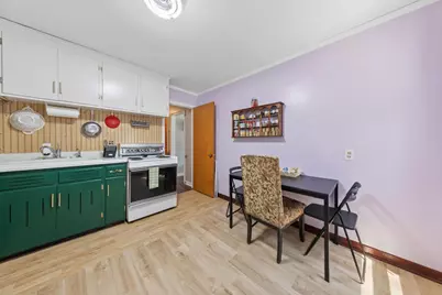 402 Jefferson Avenue S, Hopkins, MN 55343 - Photo 5