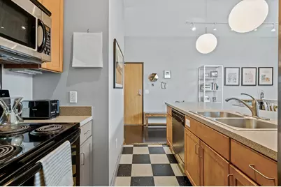 215 7th Street NE #301, Minneapolis, MN 55413 - Photo 11