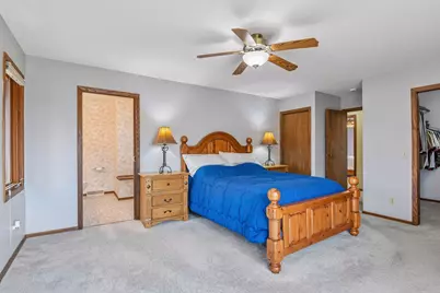 10001 Beard Avenue S, Bloomington, MN 55431 - Photo 19