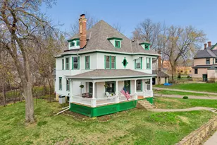 209 Orange St, Hudson, WI 54016 - Photo 51