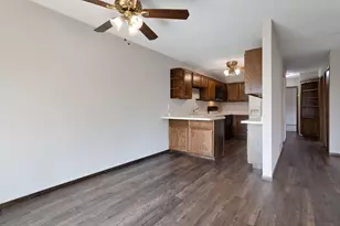 6855 MacBeth Ct, Woodbury, MN 55125 - Photo 5