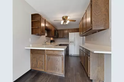 6855 Macbeth Court, Woodbury, MN 55125 - Photo 7