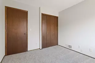 6855 MacBeth Ct, Woodbury, MN 55125 - Photo 11