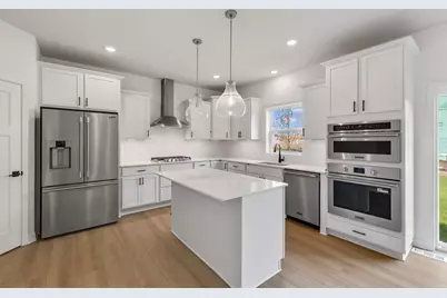 545 Waterford Place, Waconia, MN 55387 - Photo 1