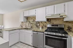 3553 Avon Dr, Woodbury, MN 55125 - Photo 7