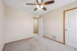 3264 Oak View Dr, Woodbury, MN 55129 - Photo 21