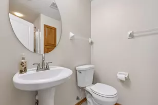 3264 Oak View Dr, Woodbury, MN 55129 - Photo 25