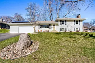 8605 Poplar Bridge Curve, Bloomington, MN 55437 - Photo 1
