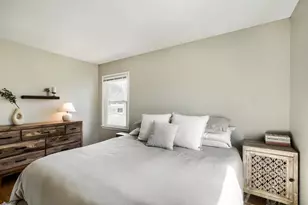 8605 Poplar Bridge Curve, Bloomington, MN 55437 - Photo 15