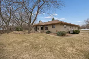 2846 Aurora Ct, Saint Cloud, MN 56303 - Photo 29
