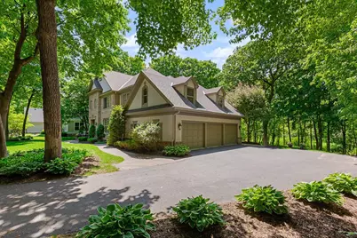 8662 Great Waters Alcove, Eden Prairie, MN 55347 - Photo 3