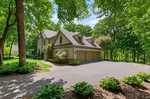 8662 Great Waters Alcove, Eden Prairie, MN 55347 - Photo 3