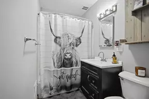 804 15th St NE, Austin, MN 55912 - Photo 13