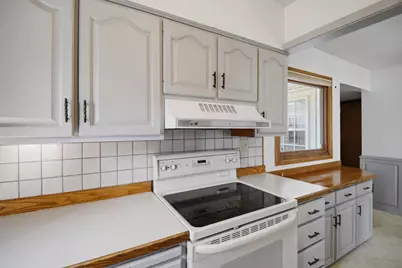 804 15th Street NE, Austin, MN 55912 - Photo 7