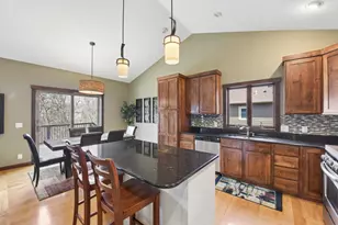 1771 Kimberly Cir, River Falls, WI 54022 - Photo 9