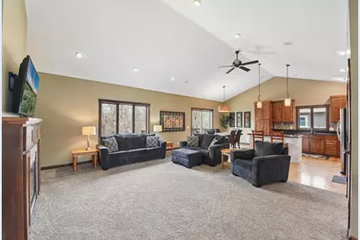 1771 Kimberly Circle, River Falls, WI 54022 - Photo 5