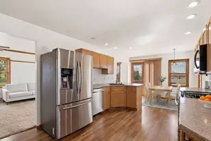 68 Edison Blvd, Silver Bay, MN 55614 - Photo 5