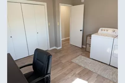 400 9th Street SW, Wells, MN 56097 - Photo 21