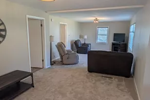 400 9th St SW, Wells, MN 56097 - Photo 13