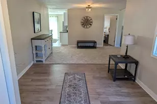 400 9th St SW, Wells, MN 56097 - Photo 9