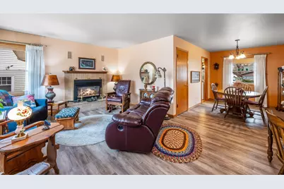 1532 4th Avenue, Windom, MN 56101 - Photo 5