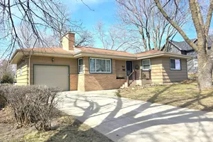 1532 4th Ave, Windom, MN 56101 - Photo 1