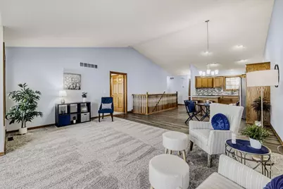 6236 Creekview Lane N, Brooklyn Park, MN 55443 - Photo 13