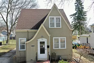 521 7th St SW, Willmar, MN 56201 - Photo 5