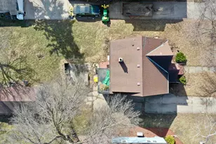 521 7th St SW, Willmar, MN 56201 - Photo 3