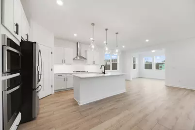 20042 Gallifrey Way, Lakeville, MN 55044 - Photo 3