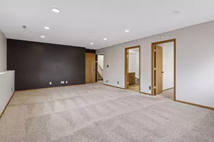 295 Oak Hill Dr, Shoreview, MN 55126 - Photo 31