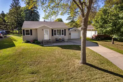 410 E Saint Charles Avenue, Fergus Falls, MN 56537 - Photo 7