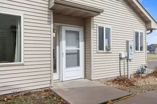 955 Rush Landing Ct, Rush City, MN 55069 - Photo 3