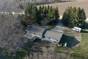 12520 440th St, Wanamingo, MN 55983 - Photo 1