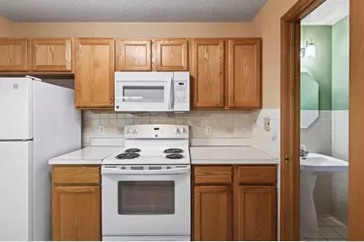 1925 Southcross Drive W #1306, Burnsville, MN 55306 - Photo 17