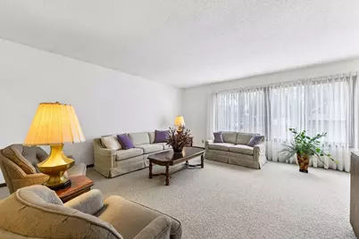 8706 Westwind Circle, Eden Prairie, MN 55344 - Photo 3