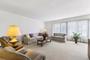 8706 Westwind Cir, Eden Prairie, MN 55344 - Photo 3