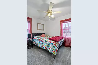 895 Hoyt Avenue W, Saint Paul, MN 55117 - Photo 13