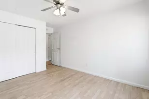 2740 Pleasant Ave, Minneapolis, MN 55408 - Photo 9