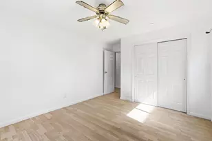 2740 Pleasant Ave, Minneapolis, MN 55408 - Photo 11